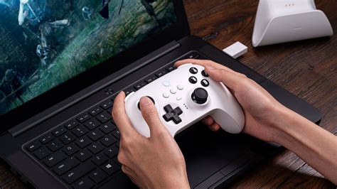 8bitdo 게임패드, 게임의 미래를 열다